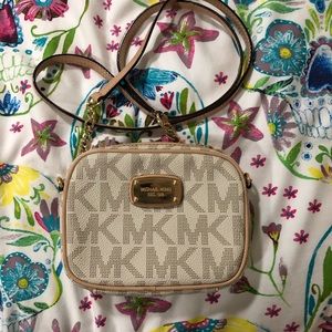 Michael Kors crossbody